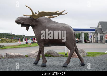 Skulptur von Morris dem Elch am Irving Oil Big Stop in Goobies, Neufundland & Labrador, Kanada Stockfoto