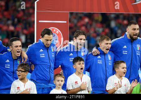 Bari, Apulien, Italien. Oktober 2023. Bari 14.10.2023, während des Fußballspiels, das für die UEFA-Qualifikation Europa gültig ist, zwischen den Nationalmannschaften Italiens und Maltas im San Nicola Stadion in Bari.im Bild: NicolËœ Barella (Foto: © Fabio Sasso/ZUMA Press Wire) NUR REDAKTIONELLE VERWENDUNG! Nicht für kommerzielle ZWECKE! Stockfoto