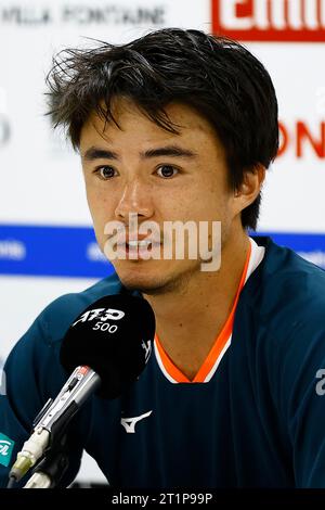 Tokio, Japan. Oktober 2023. Der japanische Tennisprofi Taro DANIEL spricht während einer Pressekonferenz für die Kinoshita Group Japan Open Tennis Championships 2023 im Ariake Coliseum. Dies ist das am längsten laufende ATP Tour-Turnier in Asien, das erstmals 1972 ausgetragen wurde. Das Turnier findet vom 16. Bis 22. Oktober statt. (Kreditbild: © Rodrigo Reyes Marin/ZUMA Press Wire) NUR REDAKTIONELLE VERWENDUNG! Nicht für kommerzielle ZWECKE! Quelle: ZUMA Press, Inc./Alamy Live News Stockfoto