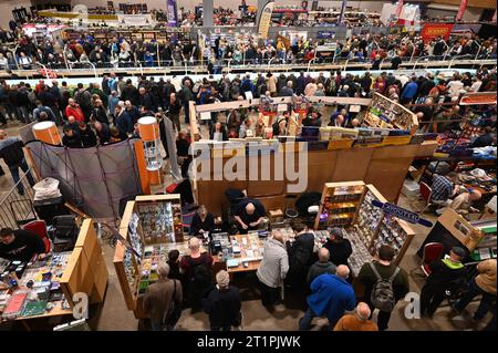 Publikum bei der großen Elektrozugshow am 14. Oktober 2023. Stockfoto