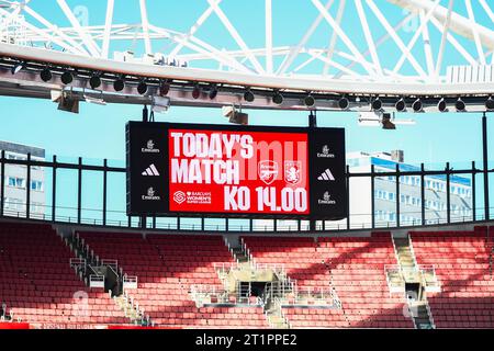 London, Großbritannien. Oktober 2023. Allgemeiner Blick auf das Stadion während des Spiels der Barclays FA Women's Super League zwischen Arsenal und Aston Villa im Emirates Stadium, London am Sonntag, den 15. Oktober 2023. (Foto: Kevin Hodgson | MI News) Credit: MI News & Sport /Alamy Live News Stockfoto