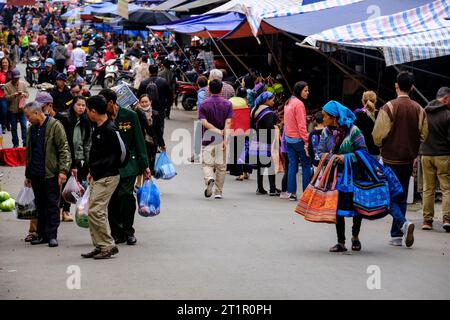 Bac Ha, Vietnam. Sonntagsszene. Provinz Lao Cai. Stockfoto