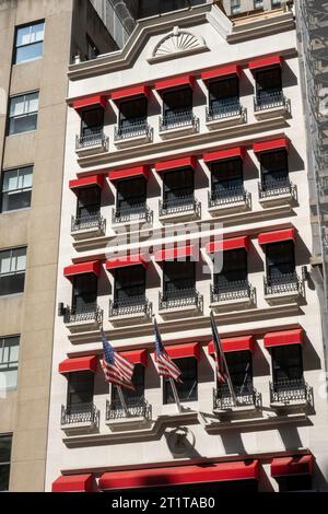 Minamoto Kitchoan ist ein traditionelles japanisches Süßwarengeschäft an der Fifth Avenue, 2023, New York City, USA Stockfoto