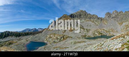 Von Limone Piemont über die Salzstraße zu den Peyrefiqye Seen Stockfoto