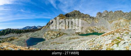 Von Limone Piemont über die Salzstraße zu den Peyrefiqye Seen Stockfoto