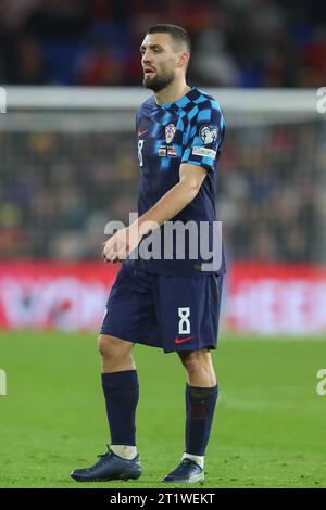 Cardiff, Großbritannien. Oktober 2023. Mateo Kova?i? Nr. 8 Kroatiens beim Qualifikationsspiel zur UEFA Euro 2024 Wales gegen Kroatien im Cardiff City Stadium, Cardiff, Vereinigtes Königreich, 15. Oktober 2023 (Foto: Gareth Evans/News Images) in Cardiff, Vereinigtes Königreich am 15. Oktober 2023. (Foto: Gareth Evans/News Images/SIPA USA) Credit: SIPA USA/Alamy Live News Stockfoto