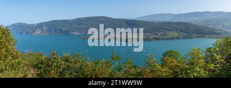 Panoramablick auf den Bourget-See, Savoie, Frankreich Stockfoto