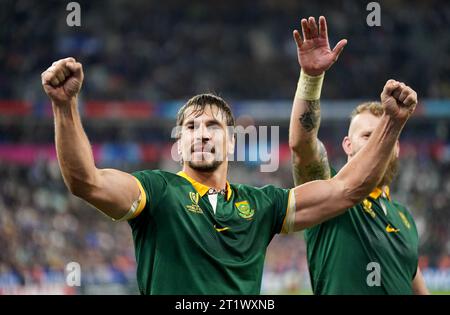 Südafrikas Eben Etzebeth feiert nach dem Viertelfinalspiel der Rugby-Weltmeisterschaft 2023 im Stade de France, Saint-Denis. Bilddatum: Sonntag, 15. Oktober 2023. Stockfoto