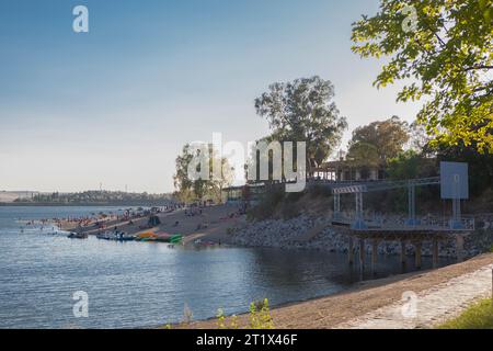 Costa Dulce de Orellana, einzigartiger Binnenstrand in Spanien, ausgezeichnet mit der Blauen Flagge, Badajoz, Spanien Stockfoto