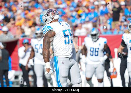 Tampa Bay, Florida, USA, 15. Oktober 2023, Derrick Barnes, Linebacker der Detroit Lions, feiert, nachdem er in der ersten Halbzeit im Raymond James Stadium ein Tackle gemacht hat. (Foto: Marty Jean-Louis/Alamy Live News Stockfoto