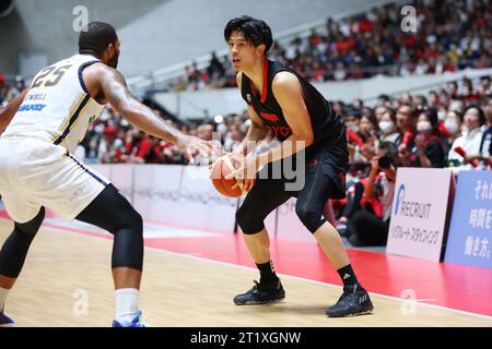 Yoyogi 1. Gymnasium, Tokio, Japan. Oktober 2023. Hirotaka Yoshii (Alvark), 14. OKTOBER 2023 - Basketball : 2023-24 B.LEAGUE B1 Spiel zwischen Alvark Tokyo - Utsunomiya Brex im Yoyogi 1st Gymnasium, Tokio, Japan. Quelle: YUTAKA/AFLO SPORT/Alamy Live News Stockfoto