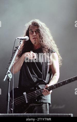 Mailand Italien 11.06.2000: Der Sänger und Bassist Tom Araya von der Slayer-Band während des Gods of Metal Festivals im Stadio Brianteo Stockfoto