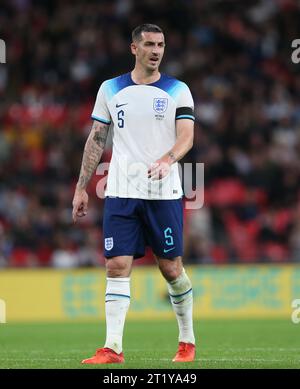 Lewis Dunk aus England & Brighton & Hove Albion. - England gegen Australien, internationales Freundschaftsspiel, Wembley Stadium, London, Großbritannien - 13. Oktober 2023. Nur redaktionelle Verwendung – es gelten Einschränkungen für DataCo Stockfoto