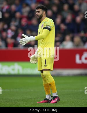 David Raya aus Brentford. - Brentford V Crystal Palace, Premier League, Brentford Community Stadium, London, Großbritannien - 18. Februar 2023 nur redaktionelle Verwendung - es gelten Einschränkungen für DataCo Stockfoto