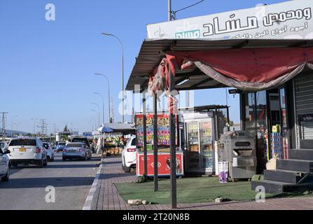 Palästina, PALÄSTINA, ISRAEL, Grenzstation Emek Harod, Jalamah, nahe Jenin, Kontrollposten an der israelischen Grenze *** PALÄSTINA, ISRAEL, Grenzstation Emek Harod bei Jenin, Jalamah, Grenzübergang nach Israel Jenin Palestine Stockfoto