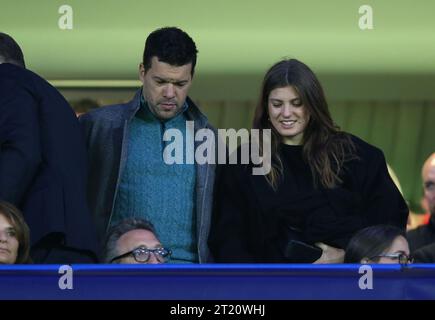 Michael Ballack, Ex Chelsea, und der deutsche Fußballspieler und Simone Ballack, seine Frau, schauen von der Tribüne aus zu. - Chelsea gegen Dinamo Zagreb, UEFA Champions League, Gruppe E, Stamford Bridge, London, Großbritannien – 2. November 2022 nur redaktionelle Verwendung – es gelten Einschränkungen für DataCo Stockfoto