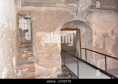 Tumacacori, AZ. USA. 10/9/2023. Die Mission San Cayetano del Tumacácori wurde 1691 von den Jesuiten in der Nähe einer Siedlung von Sobaipuri gegründet Stockfoto