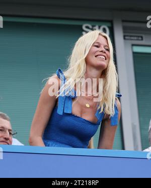 Das deutsche Supermodel Claudia Schiffer. - Chelsea V Tottenham Hotspur, Premier League, Stamford Bridge, London, Großbritannien - 14. August 2022 nur redaktionelle Verwendung - es gelten Einschränkungen für DataCo Stockfoto