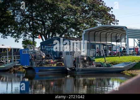 Luftboottouren in natürlicher Umgebung auf dem Lake Tohopekaliga, St. Cloud, Kissimee, Florida, über die Quellen der everglades Stockfoto