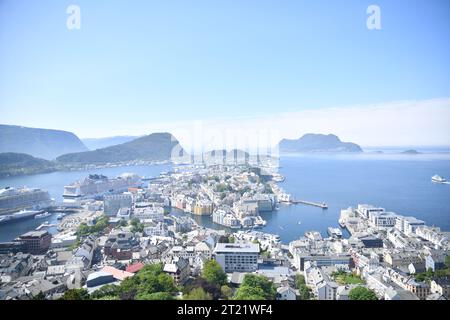 Sehenswürdigkeiten Stavanger, Maloy, Nordfjordeid City in Norwegen Stockfoto