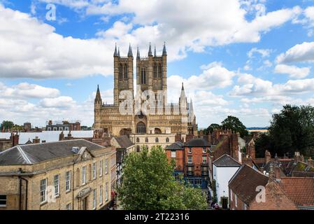 Ein Blick auf die Lincoln Cathedral von Lincoln Castle, Lincoln, Lincolnshire, England Stockfoto