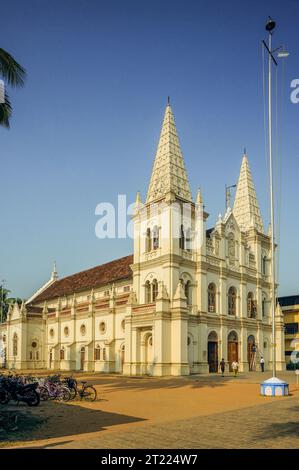 01 24 2013 Vintage Old Santa Cruz Basilica Church – erbaut im Jahr 1905 Fort Cochin Kerala Indien Asien Stockfoto
