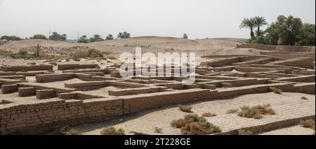 Der Palastkomplex von Amenhotep III in Malkata, südlich von Medinet Habu, Westbank, Luxor, Ägypten. Stockfoto