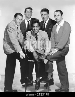 Publicity Portrait of the Rat Pack Stars FRANK SINATRA, DEAN MARTIN, SAMMY DAVIS Jr, PETER LAWFORD und JOEY BISHOP für OCEAN's 11 (1960) Regisseur LEWIS MILESTONE Music NEKLSON RÄTSEL Dorchester Productions / Warner Bros Bilder Stockfoto