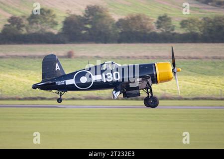 Ein Corsair bei der Duxford Air Show zum Jahresende. Stockfoto