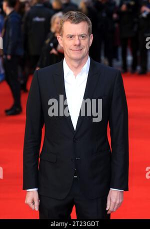 London, Großbritannien. April 2018. Graham Broadbent nimmt an der Weltpremiere der Guernsey Literary and Potato Peel Pie Society auf dem Curzon Mayfair in London Teil. (Foto: Fred Duval/SOPA Images/SIPA USA) Credit: SIPA USA/Alamy Live News Stockfoto