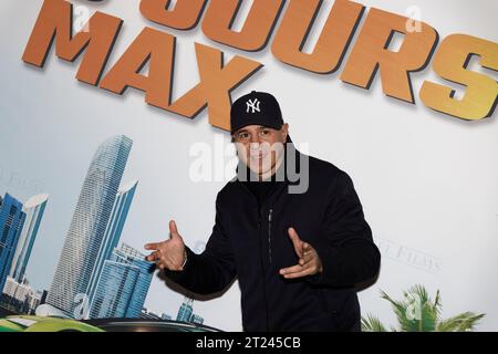 Paris, Frankreich. Oktober 2023. 3 FEIERT MAX Premiere von Tarek Boudali im Le Grand Rex am 16. Oktober 2023 in Paris, Frankreich. Quelle: Bernard Menigault/Alamy Live News Stockfoto