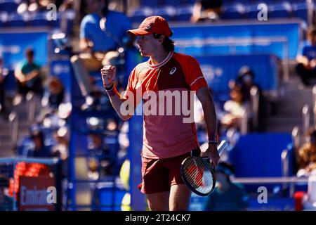 Tokio, Japan. Oktober 2023. Alex DE MINAUR (aus) in Aktion gegen Jack DRAPER (GBR) während ihres Singles-Spiels am zweiten Tag der Kinoshita Group Japan Open Tennis Championships 2023 im Ariake Coliseum. Dies ist das am längsten laufende ATP Tour-Turnier in Asien, das erstmals 1972 ausgetragen wurde. Das Turnier findet vom 16. Bis 22. Oktober statt. (Kreditbild: © Rodrigo Reyes Marin/ZUMA Press Wire) NUR REDAKTIONELLE VERWENDUNG! Nicht für kommerzielle ZWECKE! Quelle: ZUMA Press, Inc./Alamy Live News Stockfoto