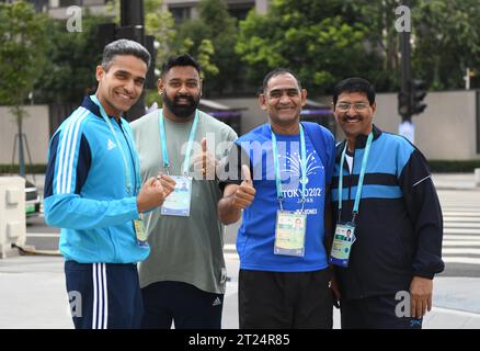 **CHINESISCHES FESTLAND, HONGKONG, MACAU UND TAIWAN OUT** die Eröffnungszeremonie für das 4. Asiatische Para Games Village fand in Hangzhou City, Ostchina, statt. Stockfoto