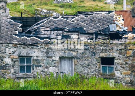 Es gibt viele verlassene Stämme und verlorene Orte auf der Isle of Harris. Stockfoto