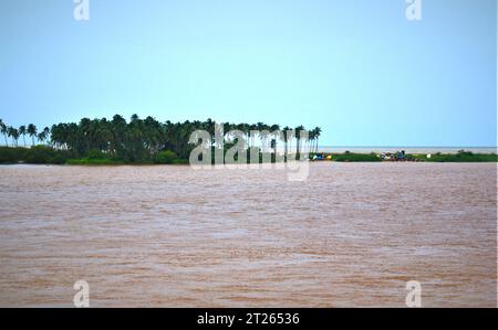 Kerala-Rückwasser während der Monsunsaison. Stockfoto