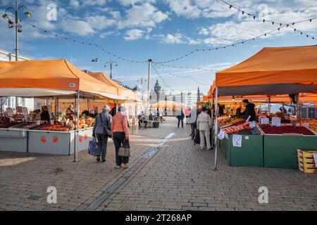 Marktplatz, Helsinki, Finnland Stockfoto