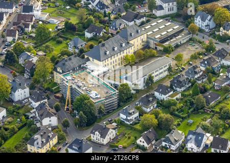 Luftbild, Städtisches Gymnasium, Baustelle mit Neubau Schützenstraße, Olpe-Stadt, Olpe, Sauerland, Nordrhein-Westfalen, Deutschland ACHTUNGxMINDESTHONORARx60xEURO *** Luftansicht, kommunales Gymnasium, Baustelle mit Neubau Schützenstraße, Olpe City, Olpe, Sauerland, Nordrhein-Westfalen, Deutschland ATTENTIONxMINDESTHONORARx60xEURO Stockfoto