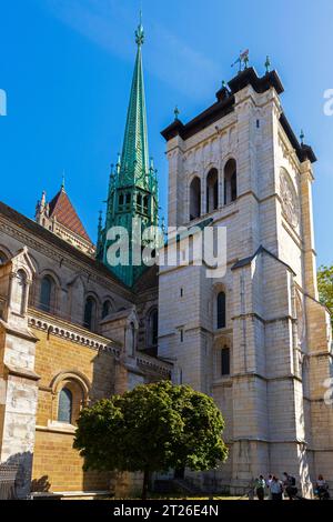 Die Kathedrale Saint-Pierre in Genf, Kanton Genf, wurde während der Reformation in eine reformierte evangelische Kirche von Genf, Swit, umgewandelt Stockfoto