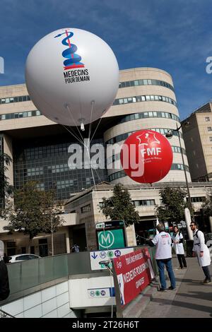 Faible mobilisation des médecins, organisée par la FMF et médecins pour demain. CES généralistes demandaient une revalorisation des Consultings Stockfoto