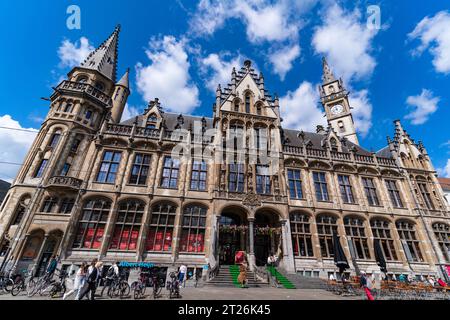 Einkaufszentrum de Post und Luxushotel 1898 The Post in Gent, Belgien Stockfoto