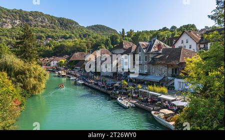 Dorf Chanaz am Kanal Savières in Savoie, Frankreich Stockfoto