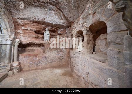 Cenotafio von San Míllan, Kloster Suso in San Millan de la Cogolla, La Rioja, Spanien. Stockfoto