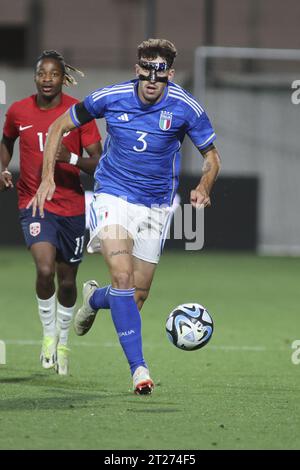 Bozen, Italien. Oktober 2023. Matteo Ruggeri von Italien während Italien U21 gegen Norwegen U21, 3Â° Spiel der europäischen Qualifikation 2025 Gruppe A, Spiel bei GNerone Claudio Druso in Bozen - Bolzen (BZ), Italien, 17. Oktober 2023. Quelle: Unabhängige Fotoagentur/Alamy Live News Stockfoto