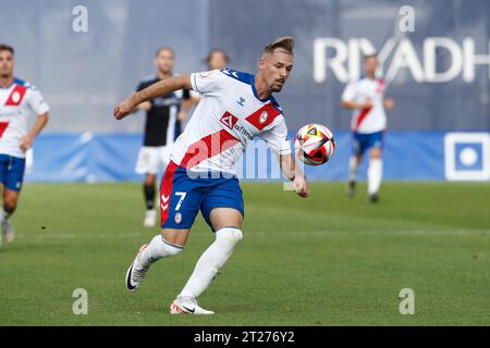 Majadahonda, Spanien. Oktober 2023. Ruben Enri (RayoMajadahonda) Fußball/Fußball : spanisches Spiel der Gruppe 1 zwischen CF Rayo Majadahonda 3-1 CE Sabadell im Estadio Cerro del Espino in Majadahonda, Spanien. Quelle: Mutsu Kawamori/AFLO/Alamy Live News Stockfoto