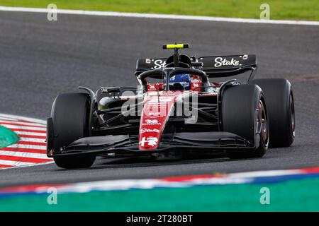 Suzuka Grand Prix Circuit, 18. Oktober 2023: Zhou Guanyu (CHN) vom Team Alfa Romeo während des Formel 1 Grand Prix von Japan 2023. Stockfoto