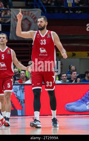 Olimpia Milano - Olympiakos euroleague Korb 2023-2024 - Mailand 17 oktober 2013 - auf dem Foto- nikola mirotisch armani milano Credit: Kines Milano/Alamy Live News Stockfoto