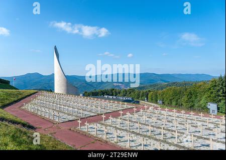 Ehemaliges Konzentrationslager Natzweiler-Struthof mit Leuchtturm-Gedenkstätte, Natzwiller, Elsass, Frankreich, Europa Stockfoto