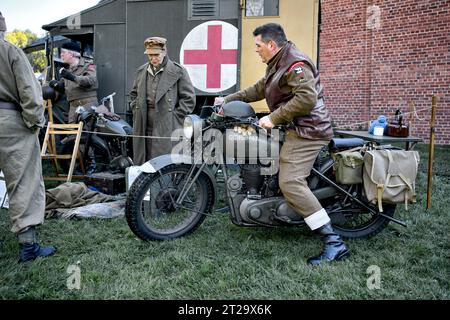 British Army BSA Militärmotorrad. 1940er-Jahre-Nachstellung des 2. Weltkriegs, Avoncroft Museum, Bromsgrove, England Großbritannien Stockfoto