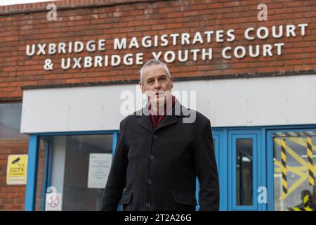 Stephen Green, 72, christlicher Prediger angeklagt, weil er ein Schild mit einem Zitat aus der Bibel vor einer Abtreibungsklinik hielt, Uxbridge Magistrates. Stockfoto