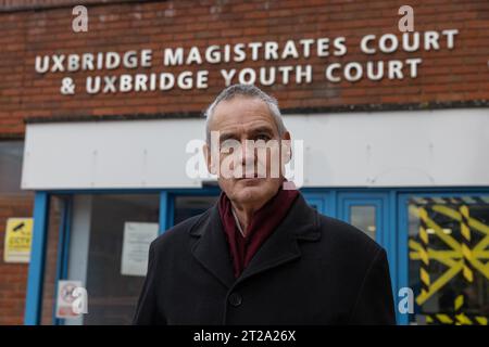 Stephen Green, 72, christlicher Prediger angeklagt, weil er ein Schild mit einem Zitat aus der Bibel vor einer Abtreibungsklinik hielt, Uxbridge Magistrates. Stockfoto